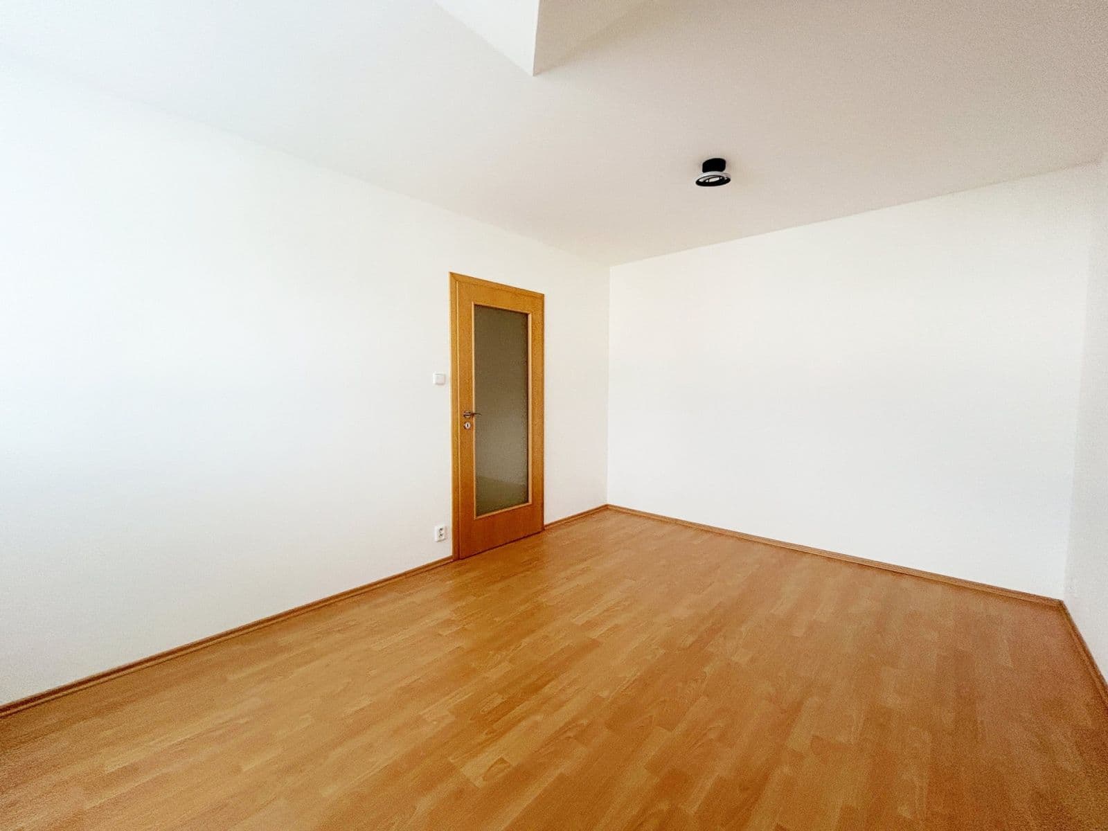 Prenájom domu 105 m², pozemek 80 m², Družstevní, Nehvizdy, Středočeský kraj Prenájom domu 105 m², pozemek 80 m², Družstevní, Nehvizdy, Středočeský kraj