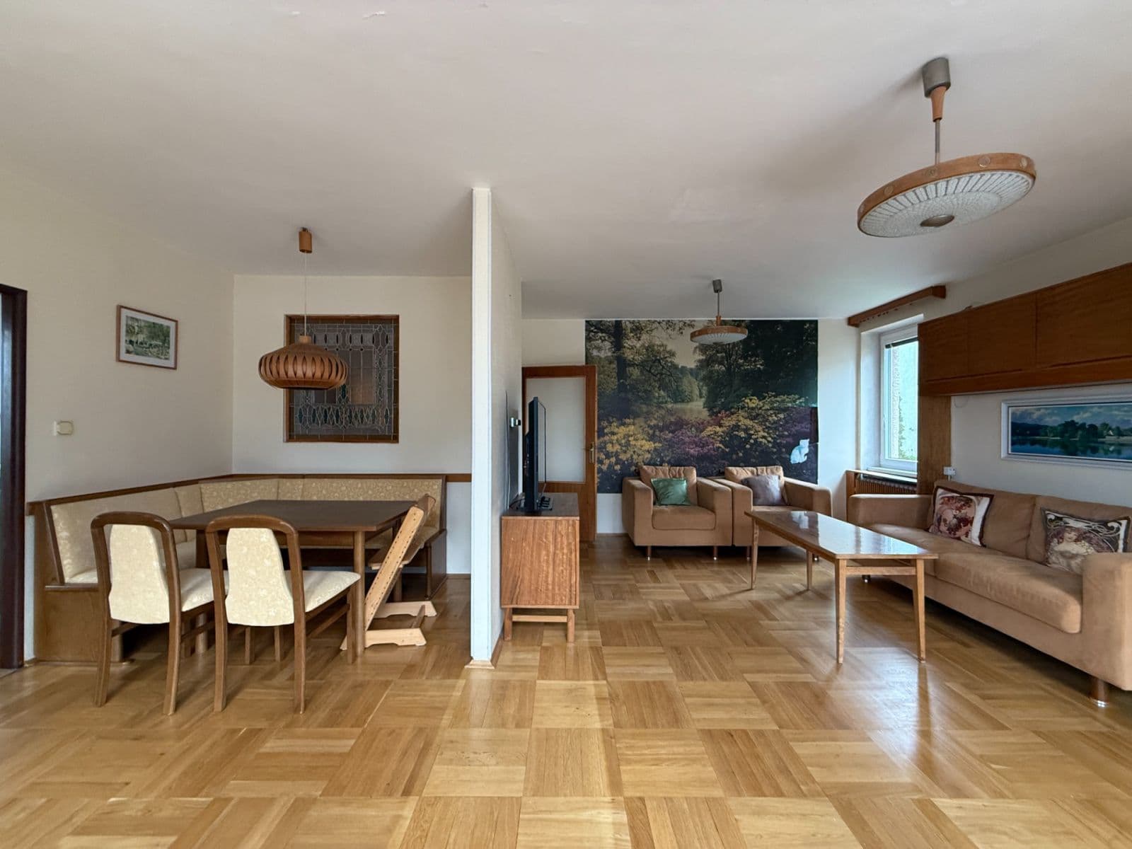 Prenájom bytu 3-izbový 90 m², Nad Křížkem, Praha, Praha Prenájom bytu 3-izbový 90 m², Nad Křížkem, Praha, Praha