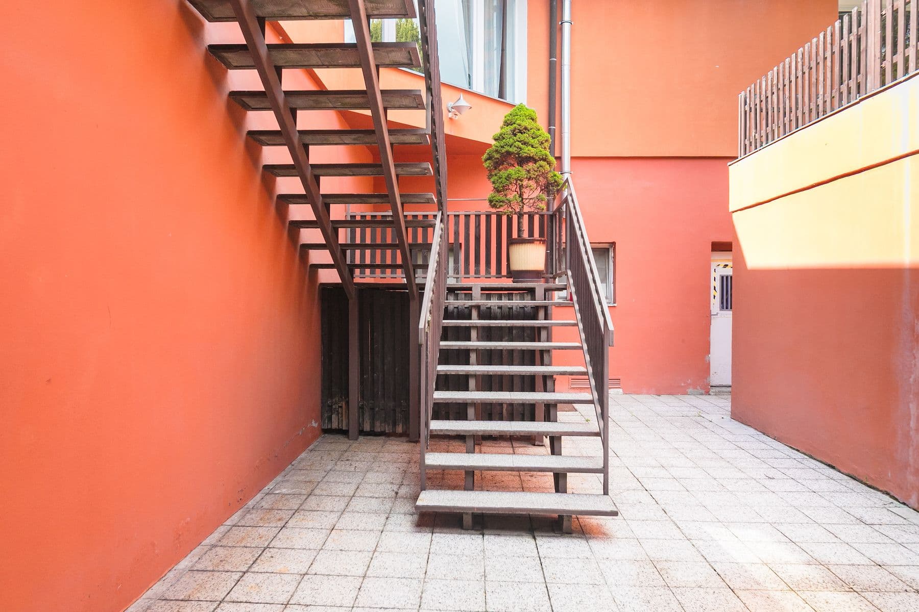 Predaj domu 247 m², pozemek 478 m², Zenklova, Praha, Praha Predaj domu 247 m², pozemek 478 m², Zenklova, Praha, Praha