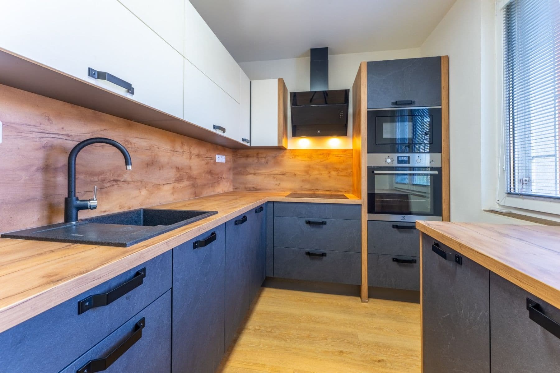 Predaj bytu 3-izbový 75 m², Počernická, Praha, Praha Predaj bytu 3-izbový 75 m², Počernická, Praha, Praha