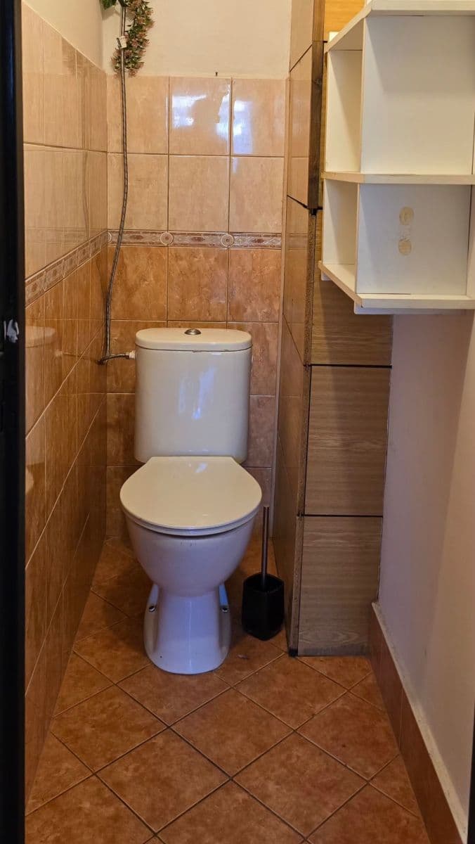 Predaj bytu 3-izbový 73 m², Štefcova, Hradec Králové, Královéhradecký kraj Predaj bytu 3-izbový 73 m², Štefcova, Hradec Králové, Královéhradecký kraj