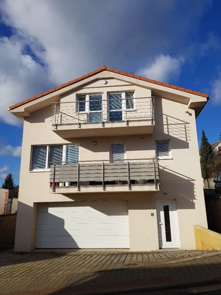 Prenájom bytu 3-izbový 100 m², Brigádnická, Brno, Jihomoravský kraj Prenájom bytu 3-izbový 100 m², Brigádnická, Brno, Jihomoravský kraj