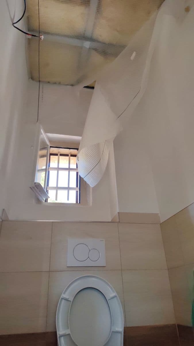 Prenájom bytu 3-izbový 60 m², Železná, Ústí nad Labem, Ústecký kraj Prenájom bytu 3-izbový 60 m², Železná, Ústí nad Labem, Ústecký kraj