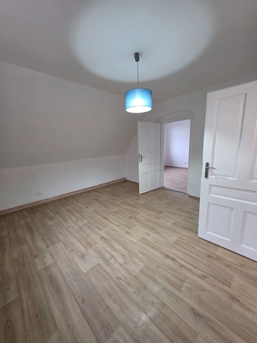 Prenájom bytu 3-izbový 60 m², Železná, Ústí nad Labem, Ústecký kraj Prenájom bytu 3-izbový 60 m², Železná, Ústí nad Labem, Ústecký kraj