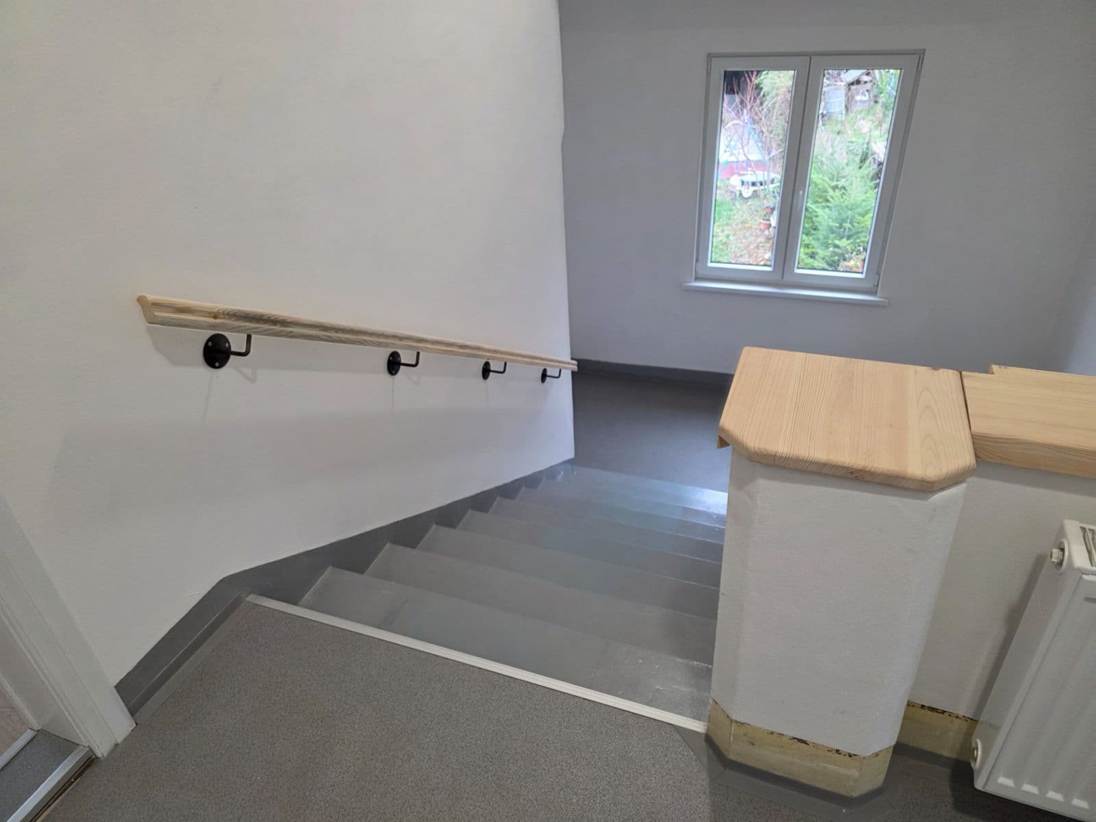 Prenájom bytu 3-izbový 60 m², Železná, Ústí nad Labem, Ústecký kraj Prenájom bytu 3-izbový 60 m², Železná, Ústí nad Labem, Ústecký kraj