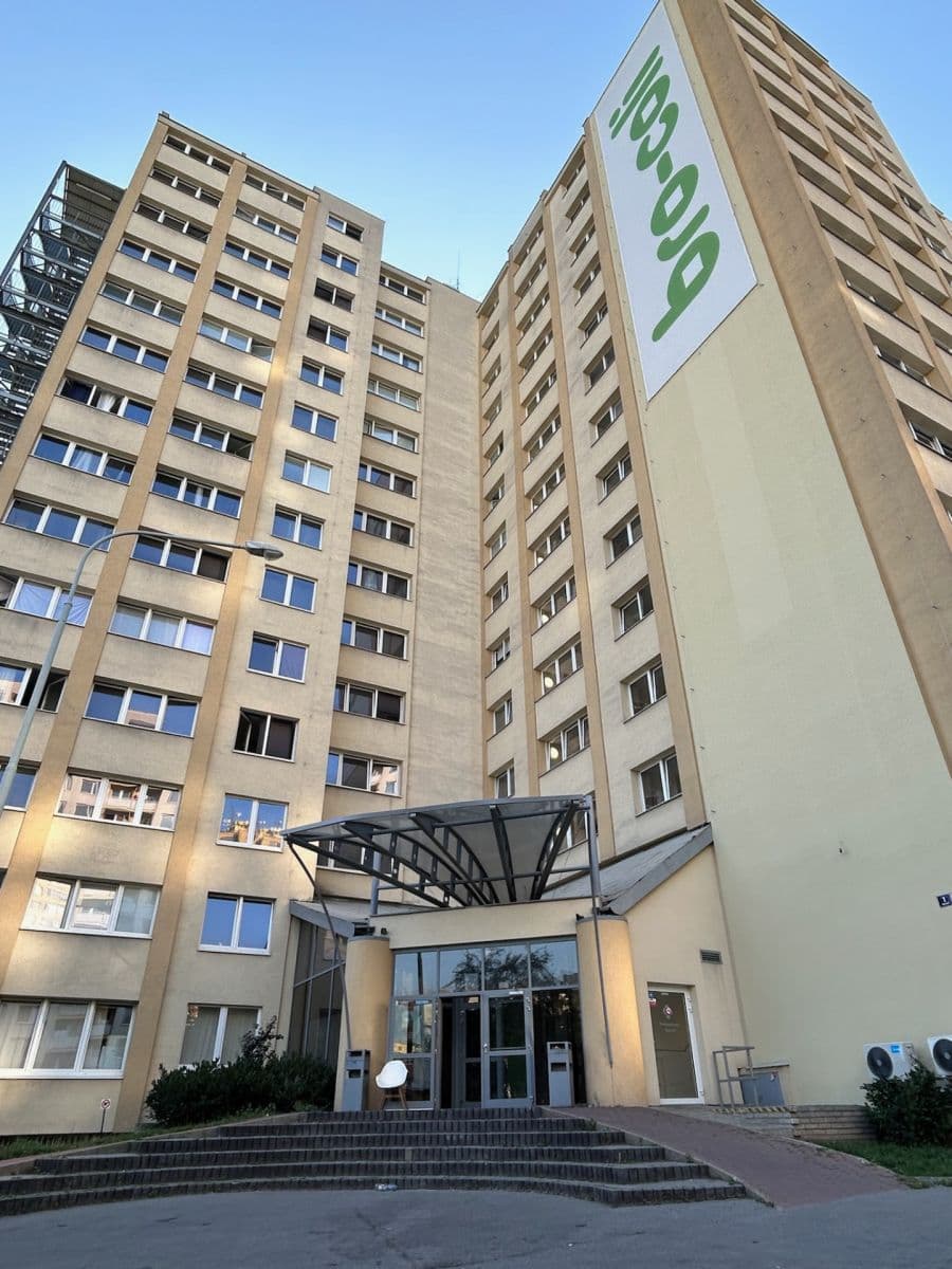 Prenájom bytu 1-izbový 24 m², Děčínská, Praha, Praha Prenájom bytu 1-izbový 24 m², Děčínská, Praha, Praha