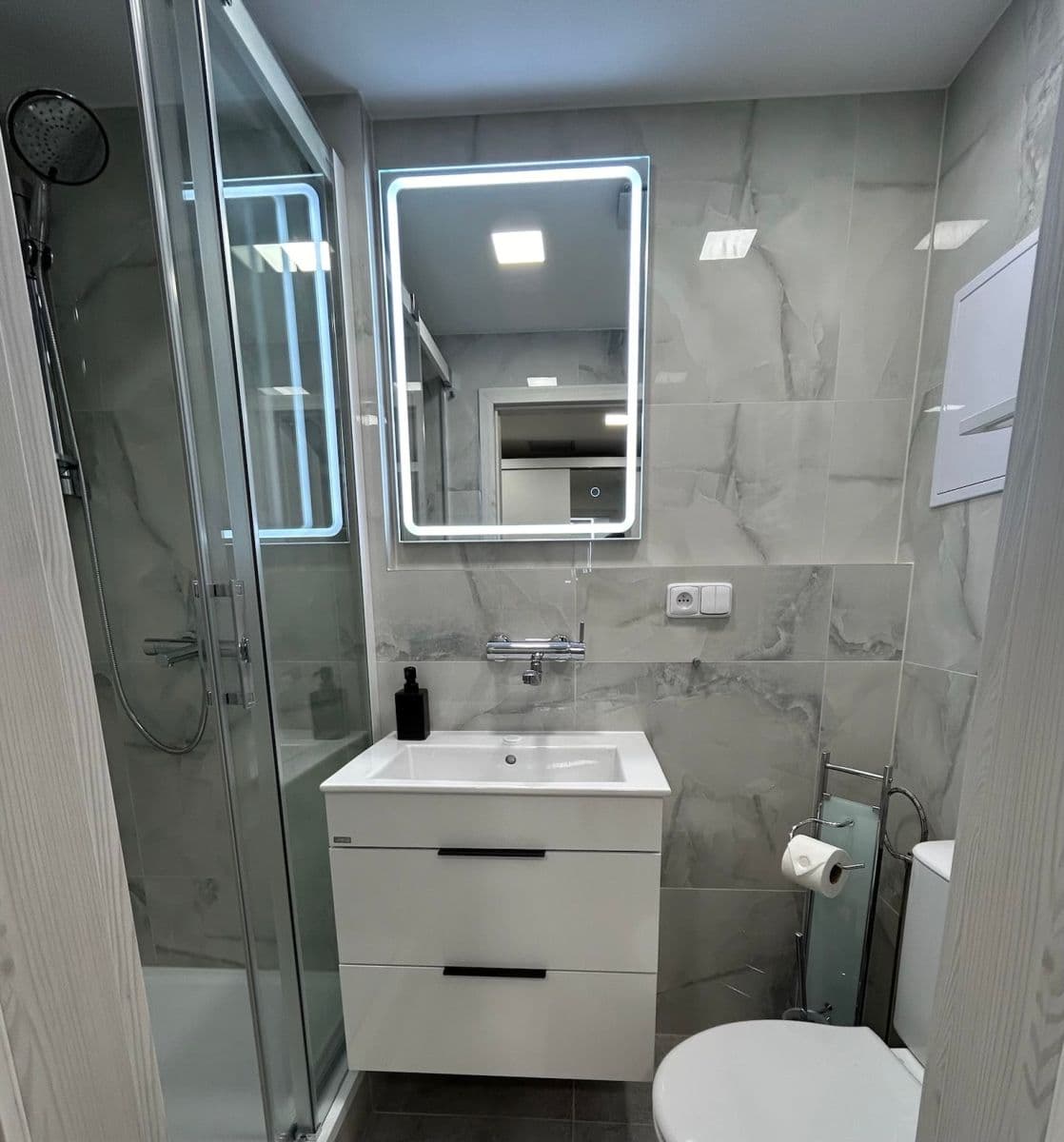 Prenájom bytu 1-izbový 24 m², Děčínská, Praha, Praha Prenájom bytu 1-izbový 24 m², Děčínská, Praha, Praha