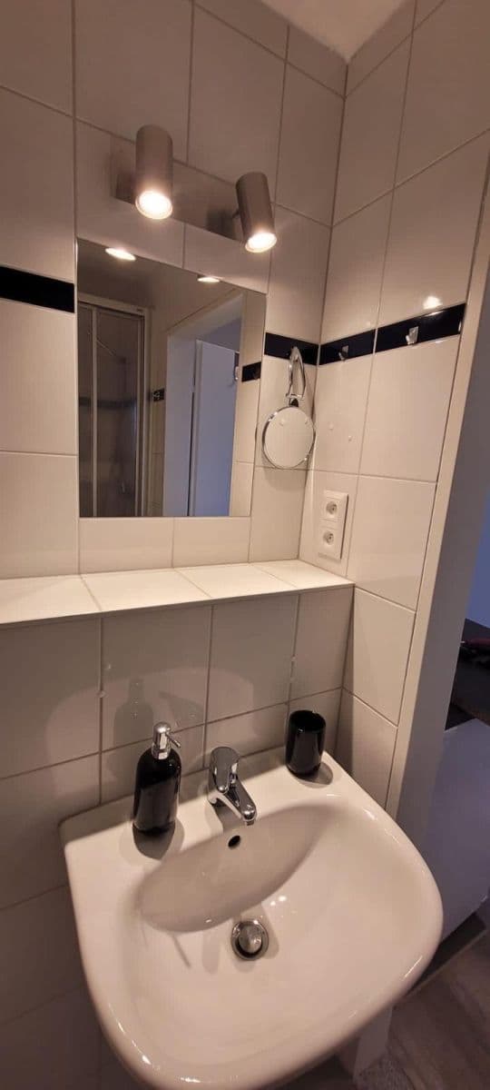 Predaj bytu 1-izbový 25 m², Děčínská, Praha, Praha Predaj bytu 1-izbový 25 m², Děčínská, Praha, Praha