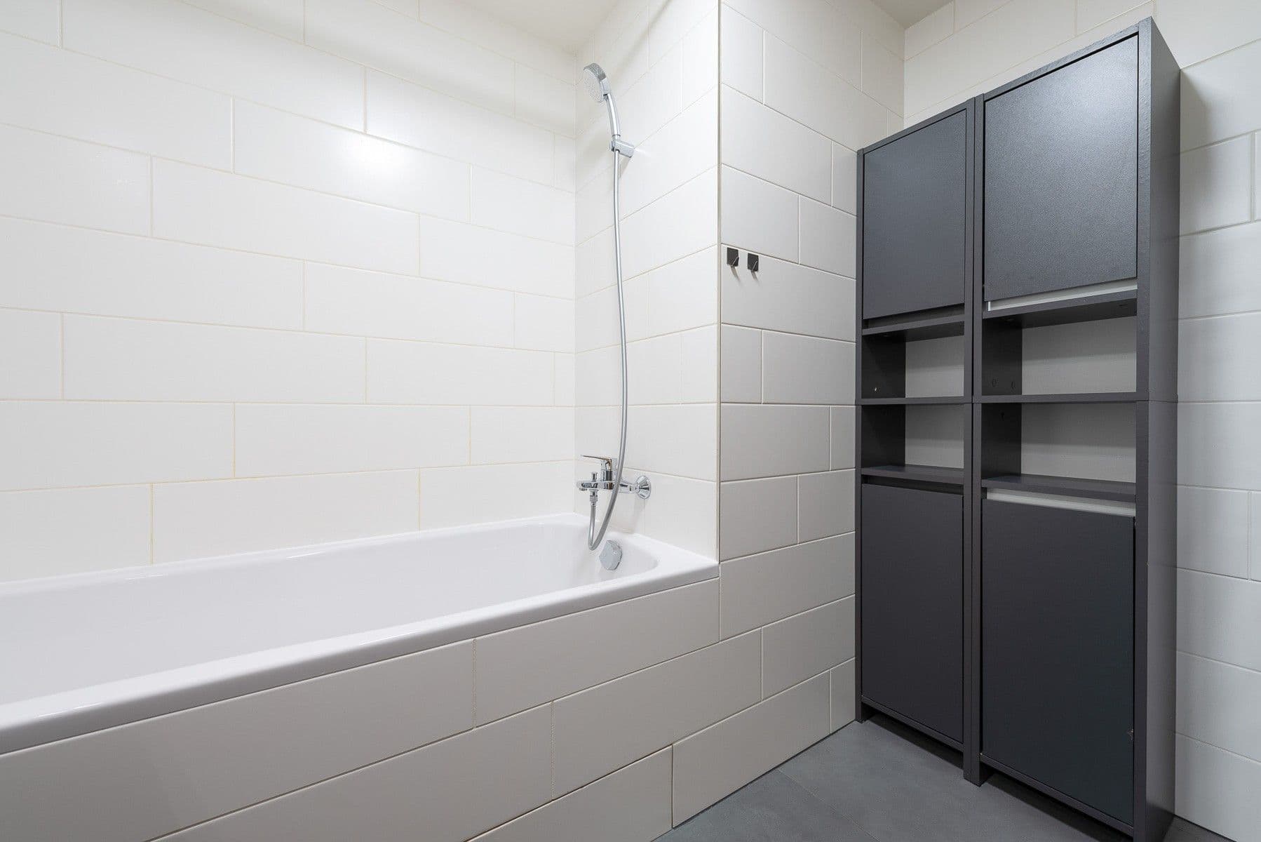 Prenájom bytu 3-izbový 81 m², Šiklové, Praha, Praha Prenájom bytu 3-izbový 81 m², Šiklové, Praha, Praha