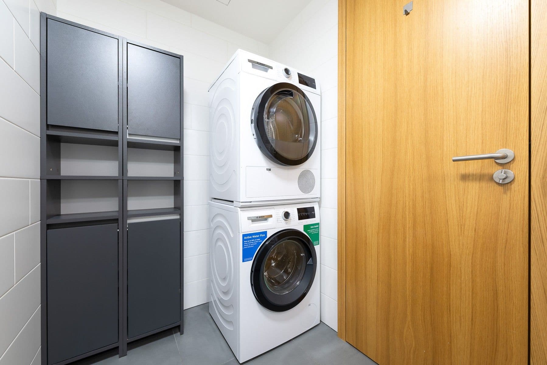 Prenájom bytu 3-izbový 81 m², Šiklové, Praha, Praha Prenájom bytu 3-izbový 81 m², Šiklové, Praha, Praha