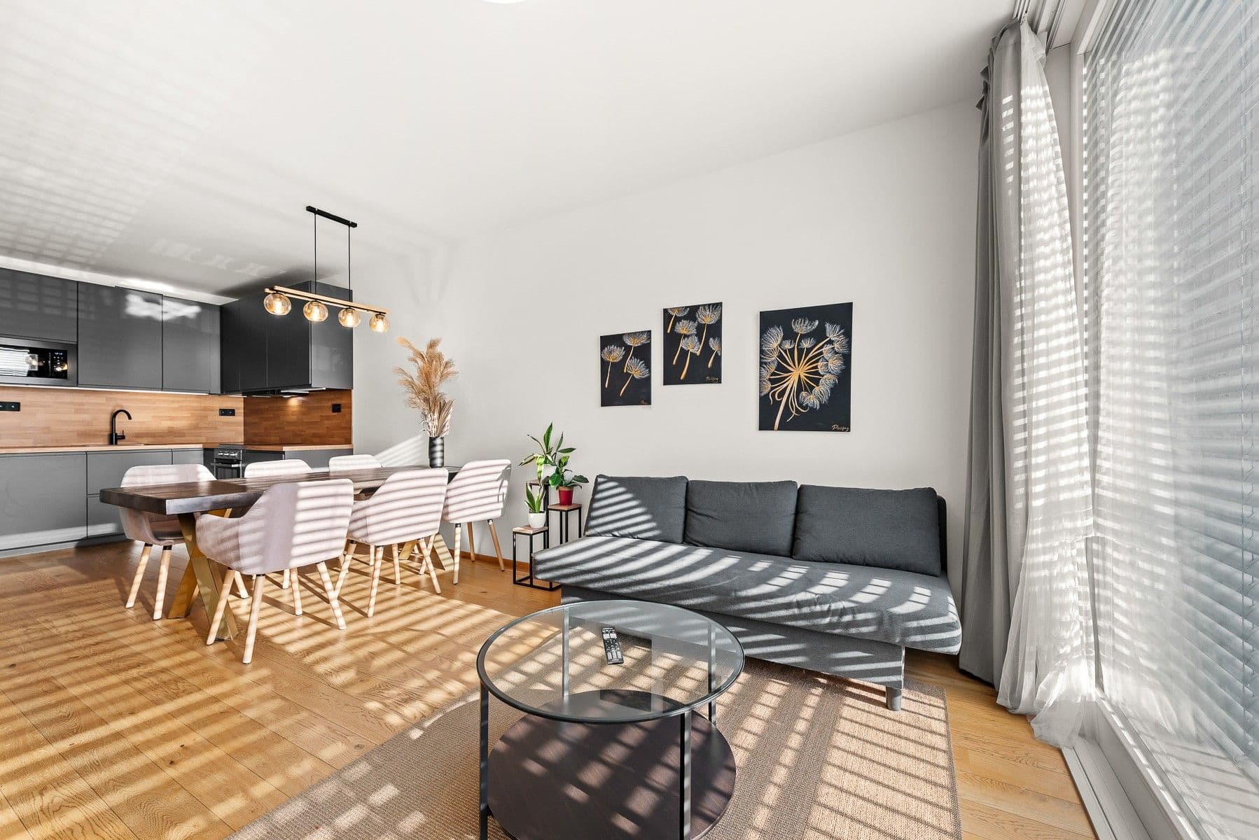Prenájom bytu 3-izbový 81 m², Šiklové, Praha, Praha Prenájom bytu 3-izbový 81 m², Šiklové, Praha, Praha