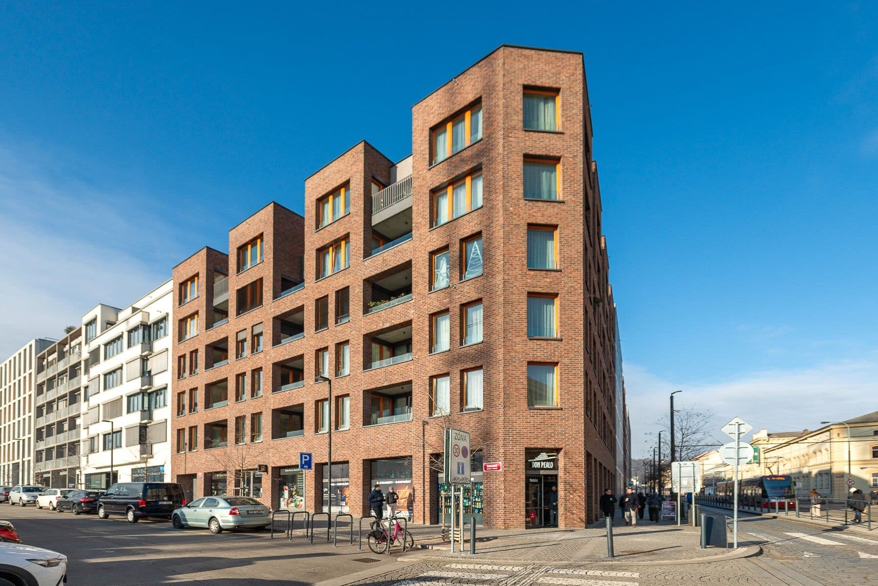 Prenájom bytu 3-izbový 81 m², Šiklové, Praha, Praha Prenájom bytu 3-izbový 81 m², Šiklové, Praha, Praha