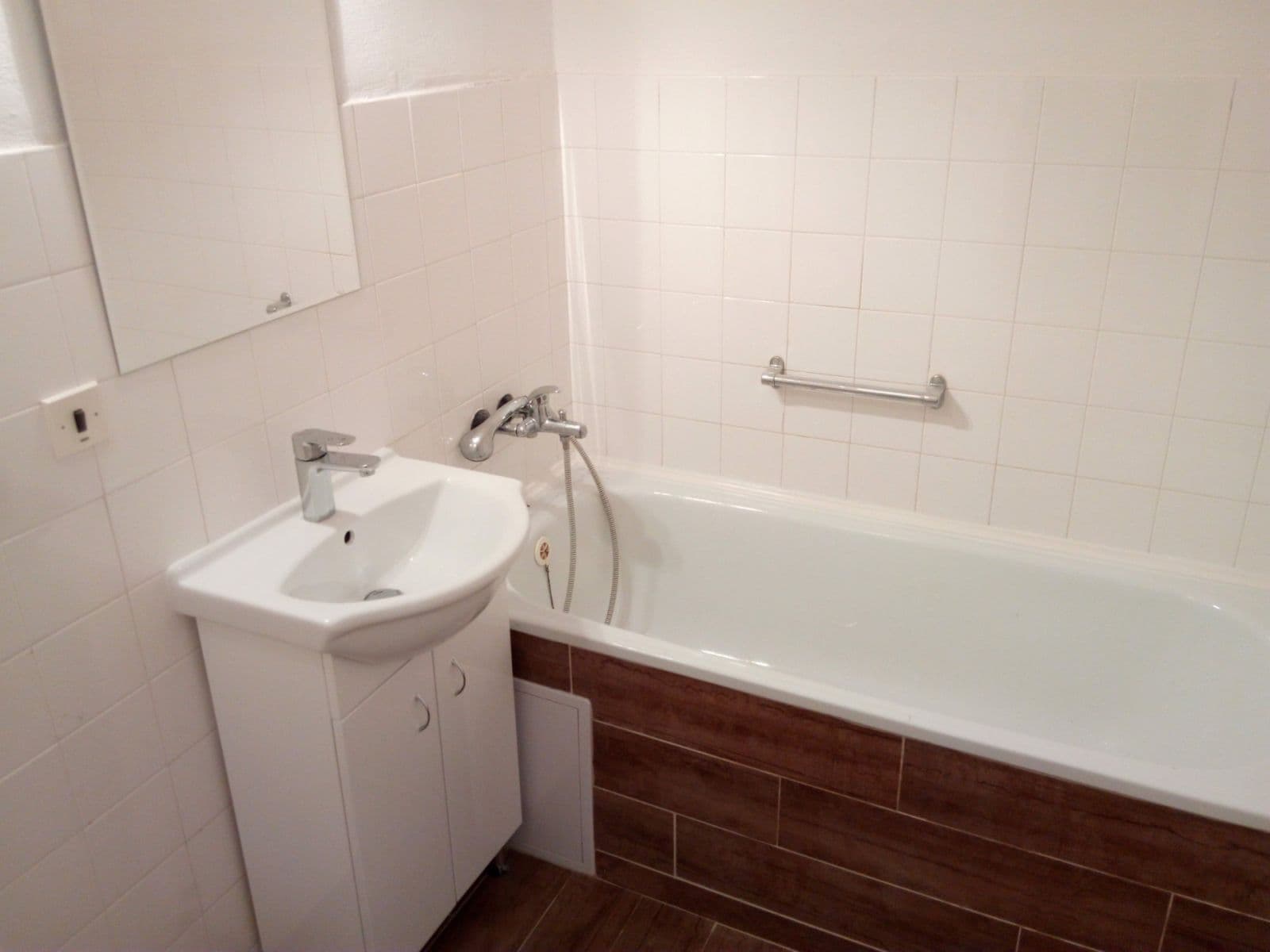 Prenájom bytu 1-izbový 33 m², Spodní, Brno, Jihomoravský kraj Prenájom bytu 1-izbový 33 m², Spodní, Brno, Jihomoravský kraj