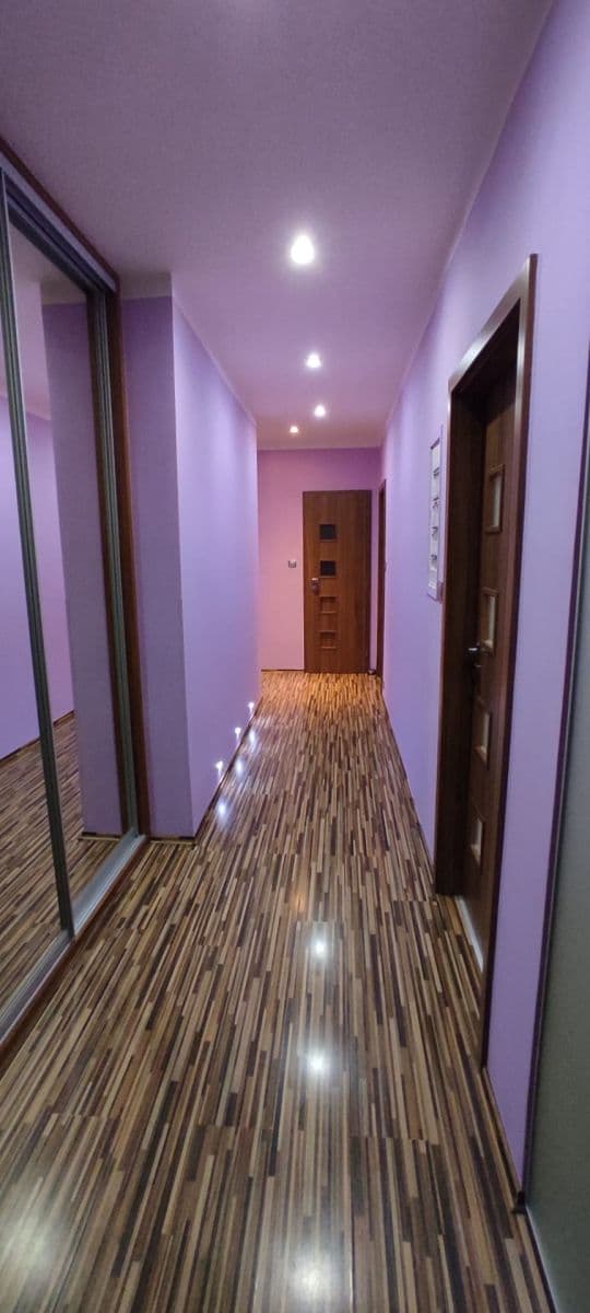 Prenájom bytu 3-izbový 79 m², Obránců míru, Příbram, Středočeský kraj Prenájom bytu 3-izbový 79 m², Obránců míru, Příbram, Středočeský kraj