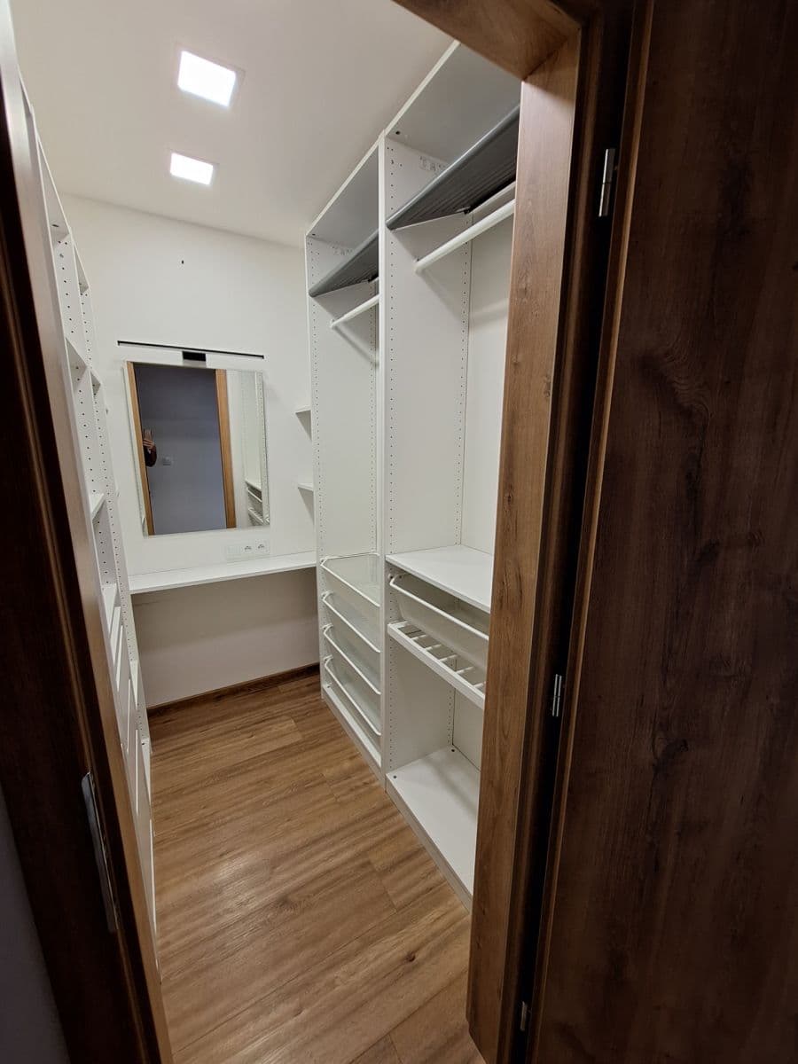 Predaj bytu 3-izbový 74 m², Janského, Praha, Praha Predaj bytu 3-izbový 74 m², Janského, Praha, Praha