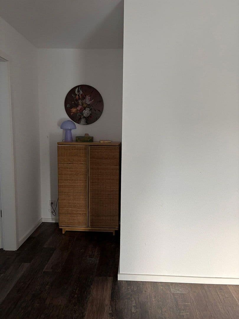 Prenájom bytu 3-izbový 94 m², Bonner Str. 103, Erftstadt, Severné Porýnie - Westfálsko Prenájom bytu 3-izbový 94 m², Bonner Str. 103, Erftstadt, Severné Porýnie - Westfálsko