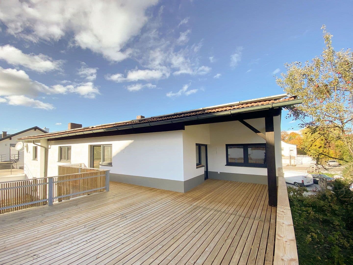 Predaj domu 256 m², pozemek 510 m², Konditorgaßl 4, Ruhmannsfelden, Bavorsko Predaj domu 256 m², pozemek 510 m², Konditorgaßl 4, Ruhmannsfelden, Bavorsko