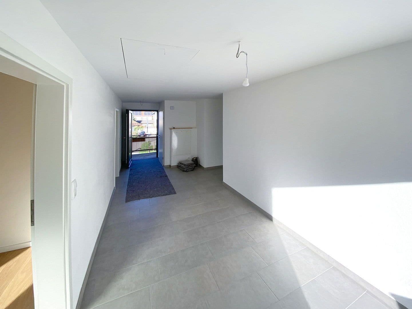 Predaj domu 256 m², pozemek 510 m², Konditorgaßl 4, Ruhmannsfelden, Bavorsko Predaj domu 256 m², pozemek 510 m², Konditorgaßl 4, Ruhmannsfelden, Bavorsko