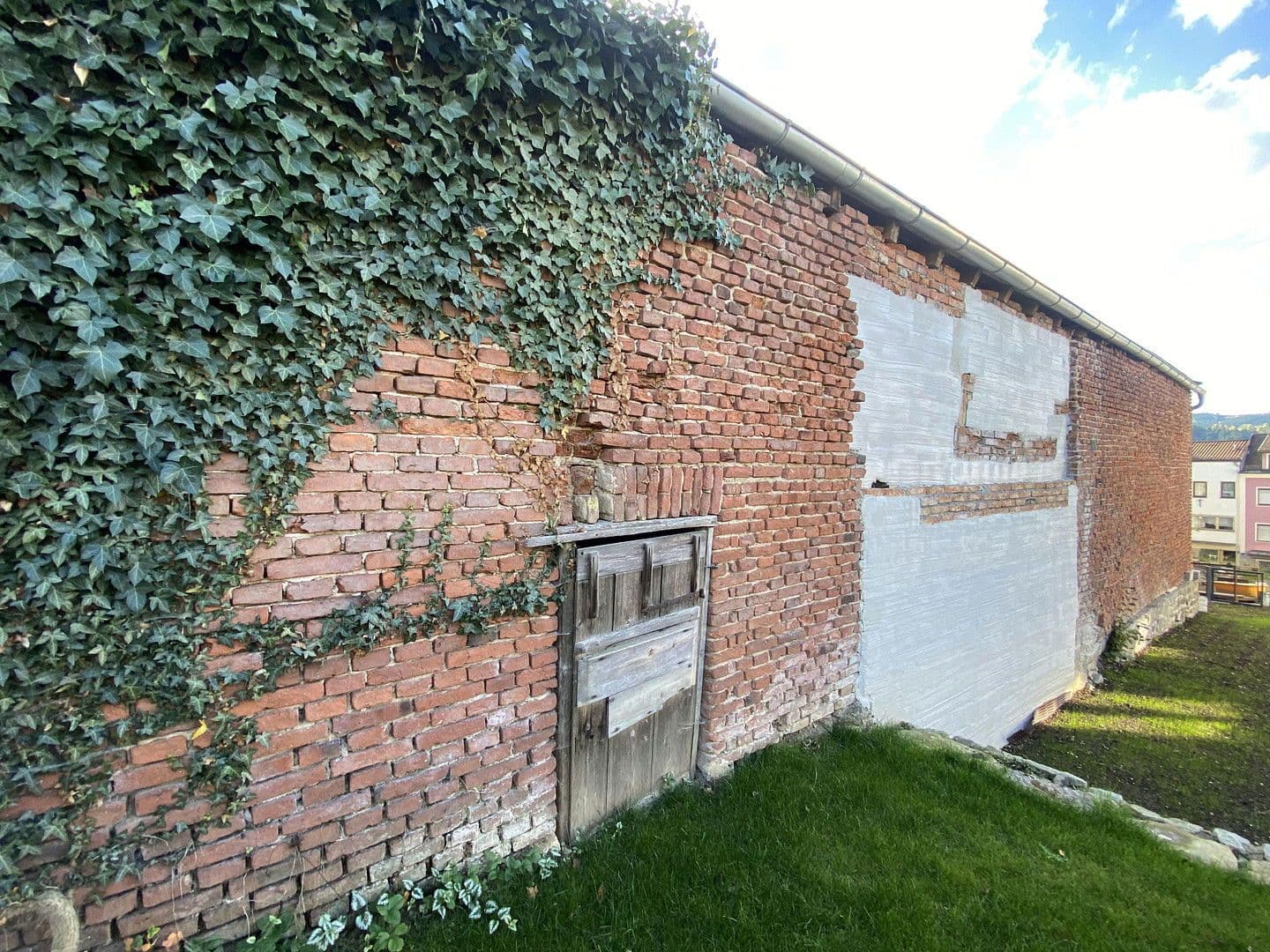 Predaj domu 256 m², pozemek 510 m², Konditorgaßl 4, Ruhmannsfelden, Bavorsko Predaj domu 256 m², pozemek 510 m², Konditorgaßl 4, Ruhmannsfelden, Bavorsko