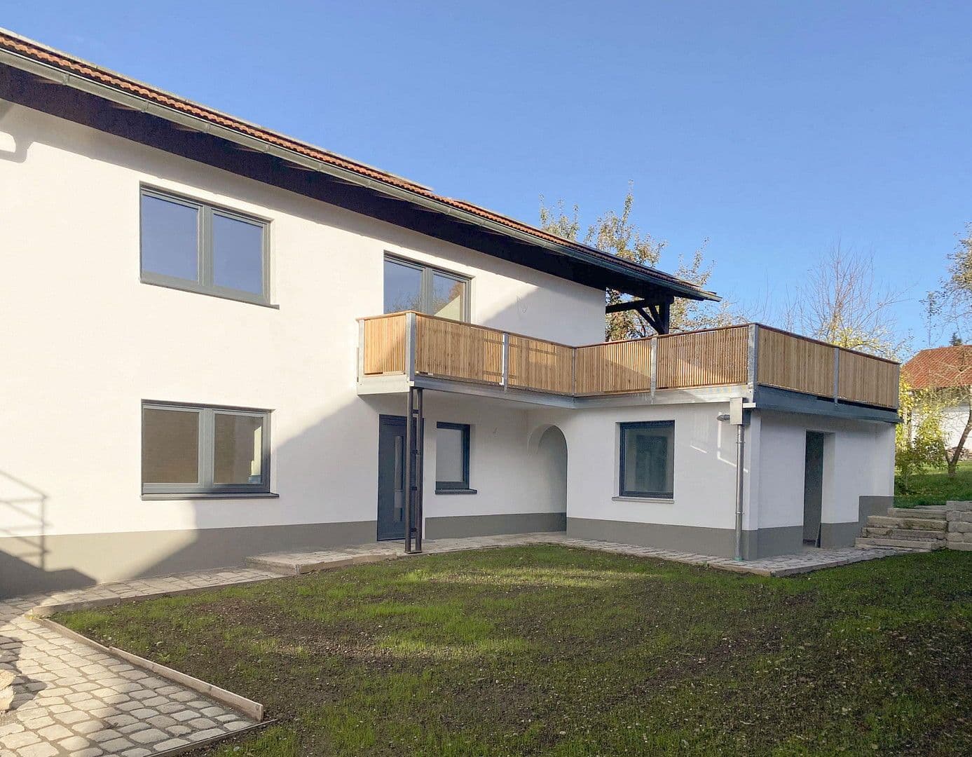 Predaj domu 256 m², pozemek 510 m², Konditorgaßl 4, Ruhmannsfelden, Bavorsko Predaj domu 256 m², pozemek 510 m², Konditorgaßl 4, Ruhmannsfelden, Bavorsko
