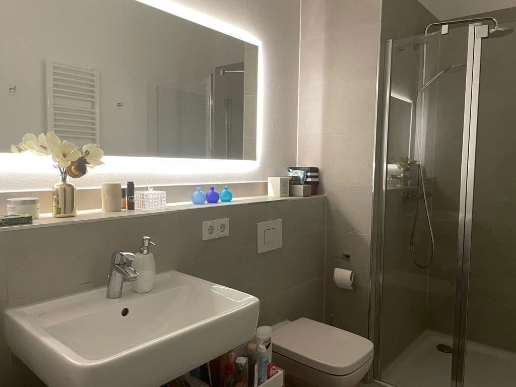 Predaj bytu 2-izbový 50 m², Frankfurt, Hesensko Predaj bytu 2-izbový 50 m², Frankfurt, Hesensko