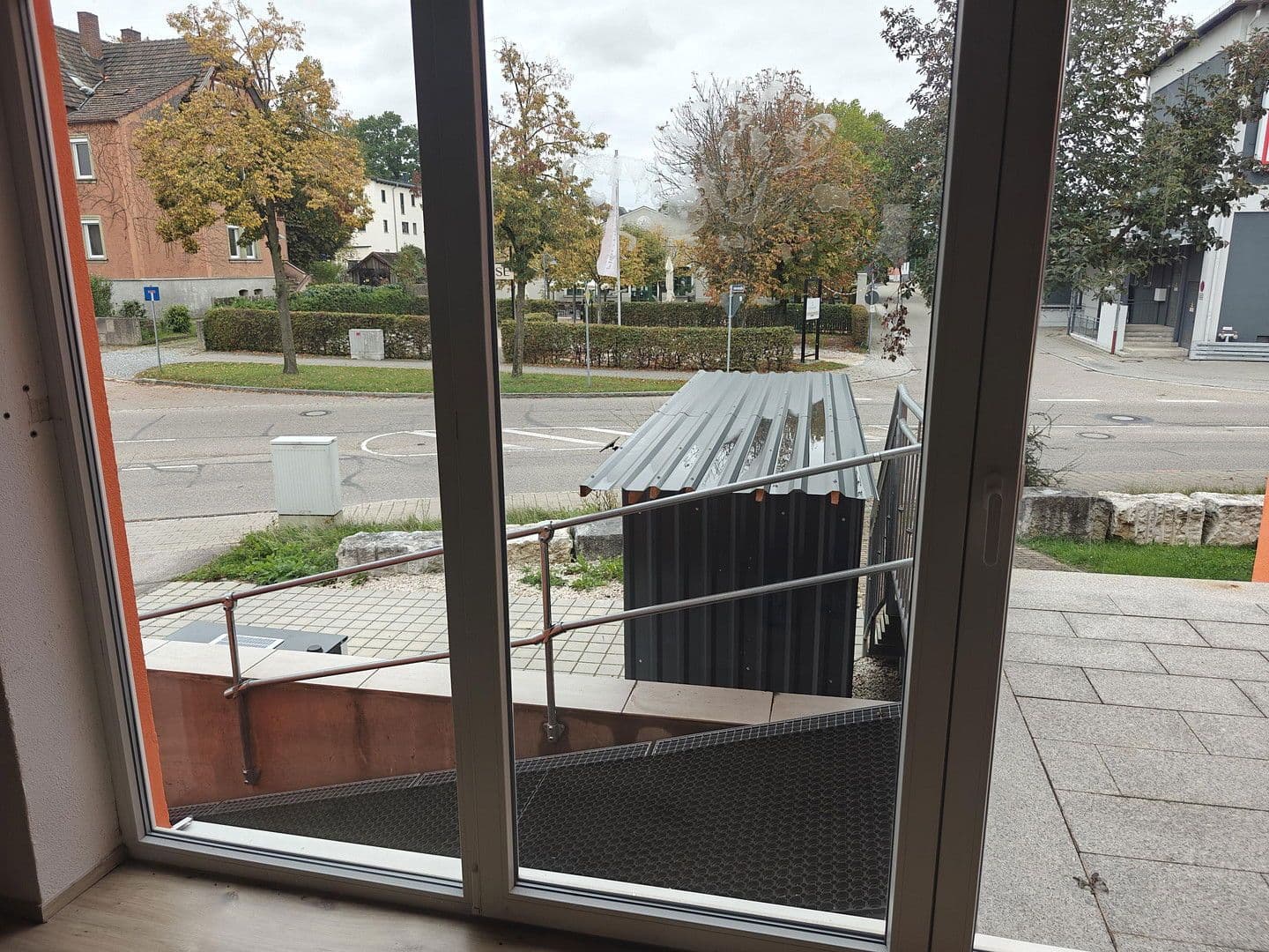 Prenájom kancelárie 240 m², Anbacherstr. 26, Gunzenhausen, Bavorsko Prenájom kancelárie 240 m², Anbacherstr. 26, Gunzenhausen, Bavorsko