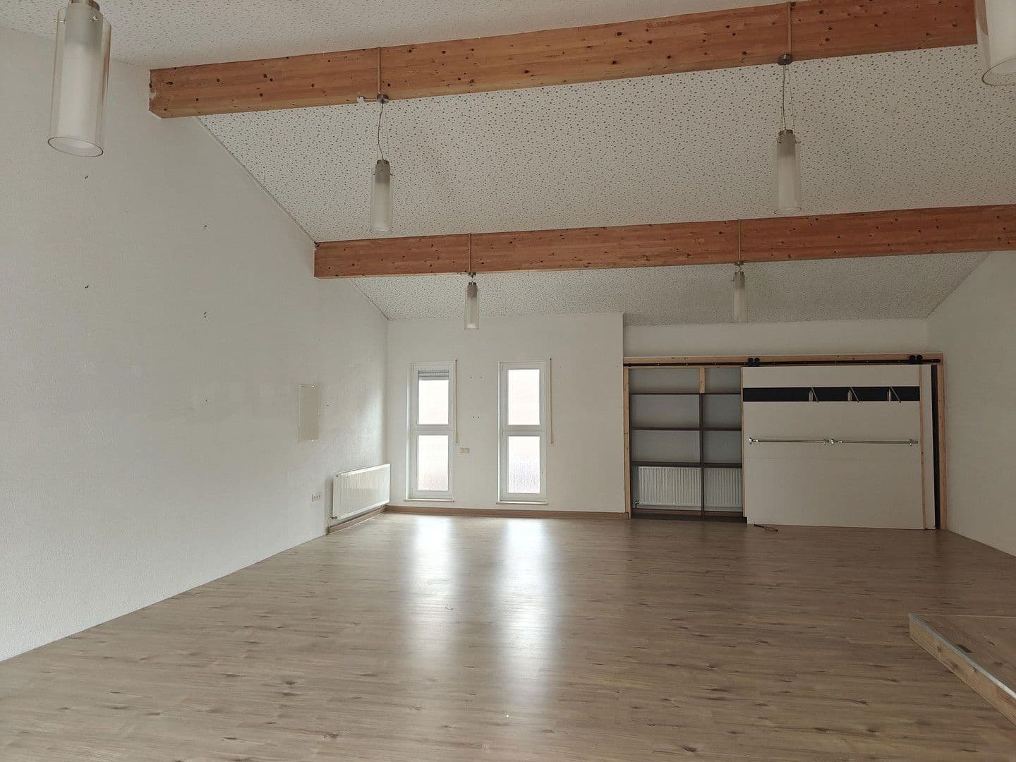 Prenájom kancelárie 240 m², Anbacherstr. 26, Gunzenhausen, Bavorsko Prenájom kancelárie 240 m², Anbacherstr. 26, Gunzenhausen, Bavorsko
