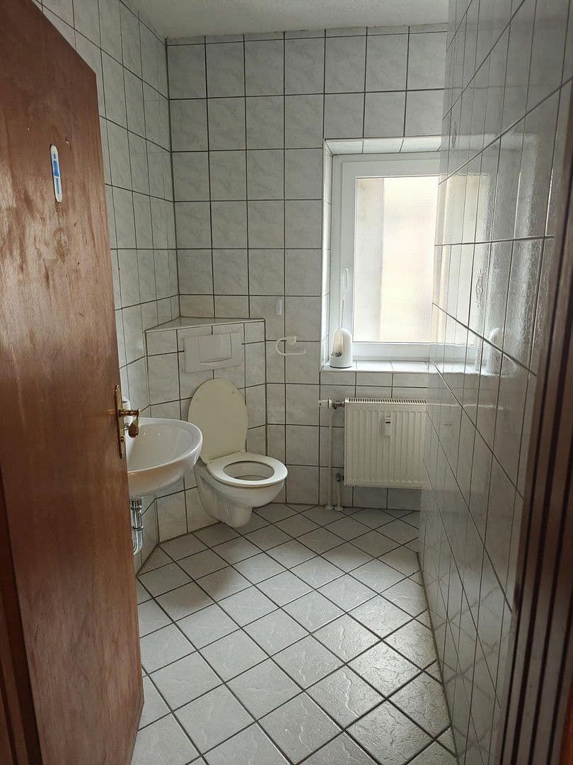 Prenájom kancelárie 240 m², Anbacherstr. 26, Gunzenhausen, Bavorsko Prenájom kancelárie 240 m², Anbacherstr. 26, Gunzenhausen, Bavorsko