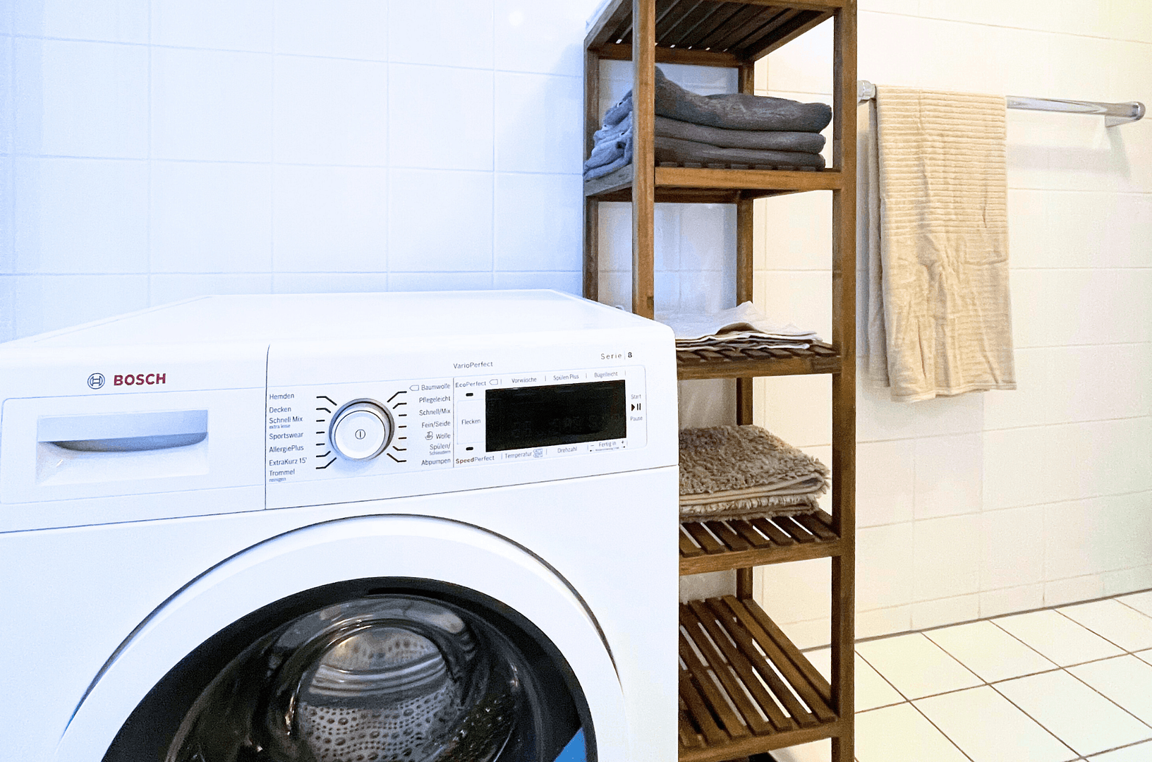 Prenájom bytu 2-izbový 73 m², Schillerstraße 7A, Berlin, Berlín Prenájom bytu 2-izbový 73 m², Schillerstraße 7A, Berlin, Berlín