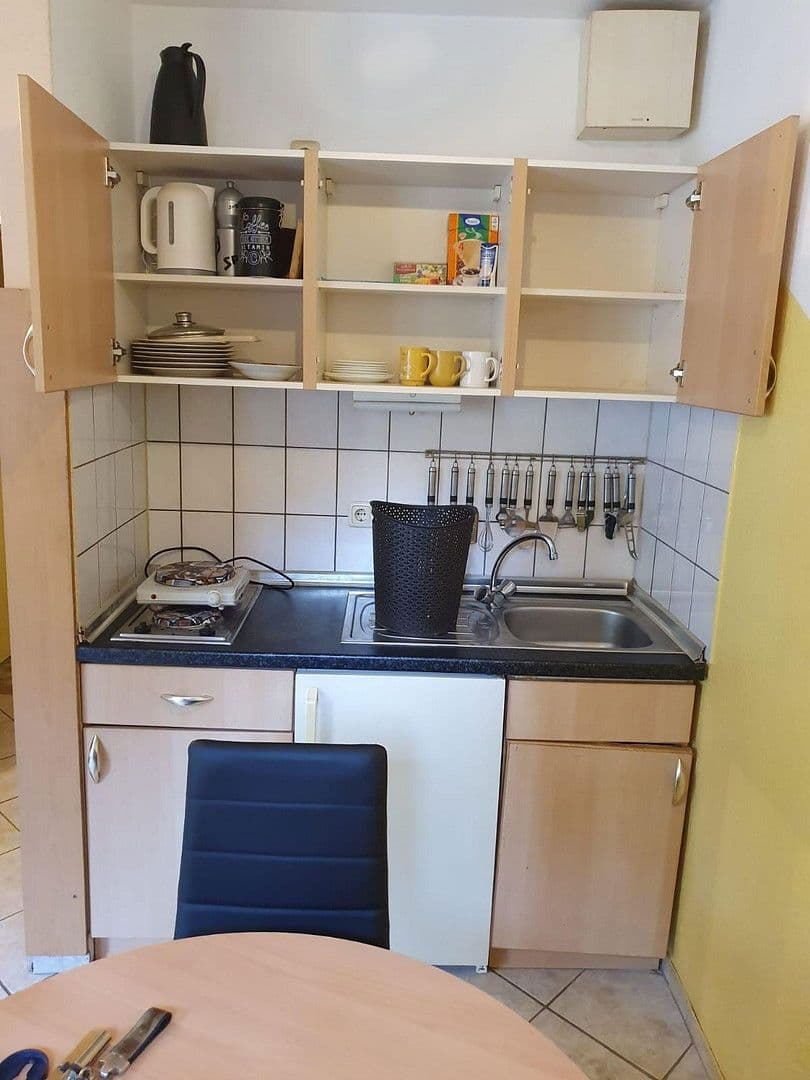 Prenájom bytu 1-izbový 26 m², Wuppertal, Severné Porýnie - Westfálsko Prenájom bytu 1-izbový 26 m², Wuppertal, Severné Porýnie - Westfálsko