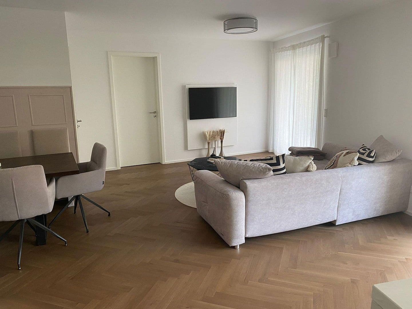 Predaj bytu 3-izbový 100 m², München, Bavorsko Predaj bytu 3-izbový 100 m², München, Bavorsko