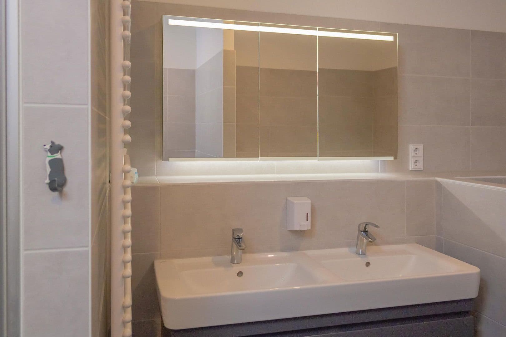 Predaj domu 157 m², pozemek 235 m², Berlin, Berlín Predaj domu 157 m², pozemek 235 m², Berlin, Berlín