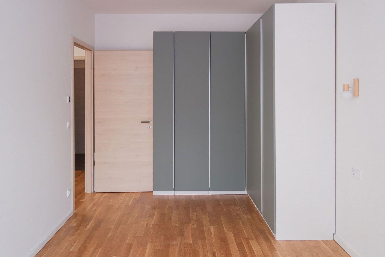 Predaj domu 157 m², pozemek 235 m², Berlin, Berlín Predaj domu 157 m², pozemek 235 m², Berlin, Berlín