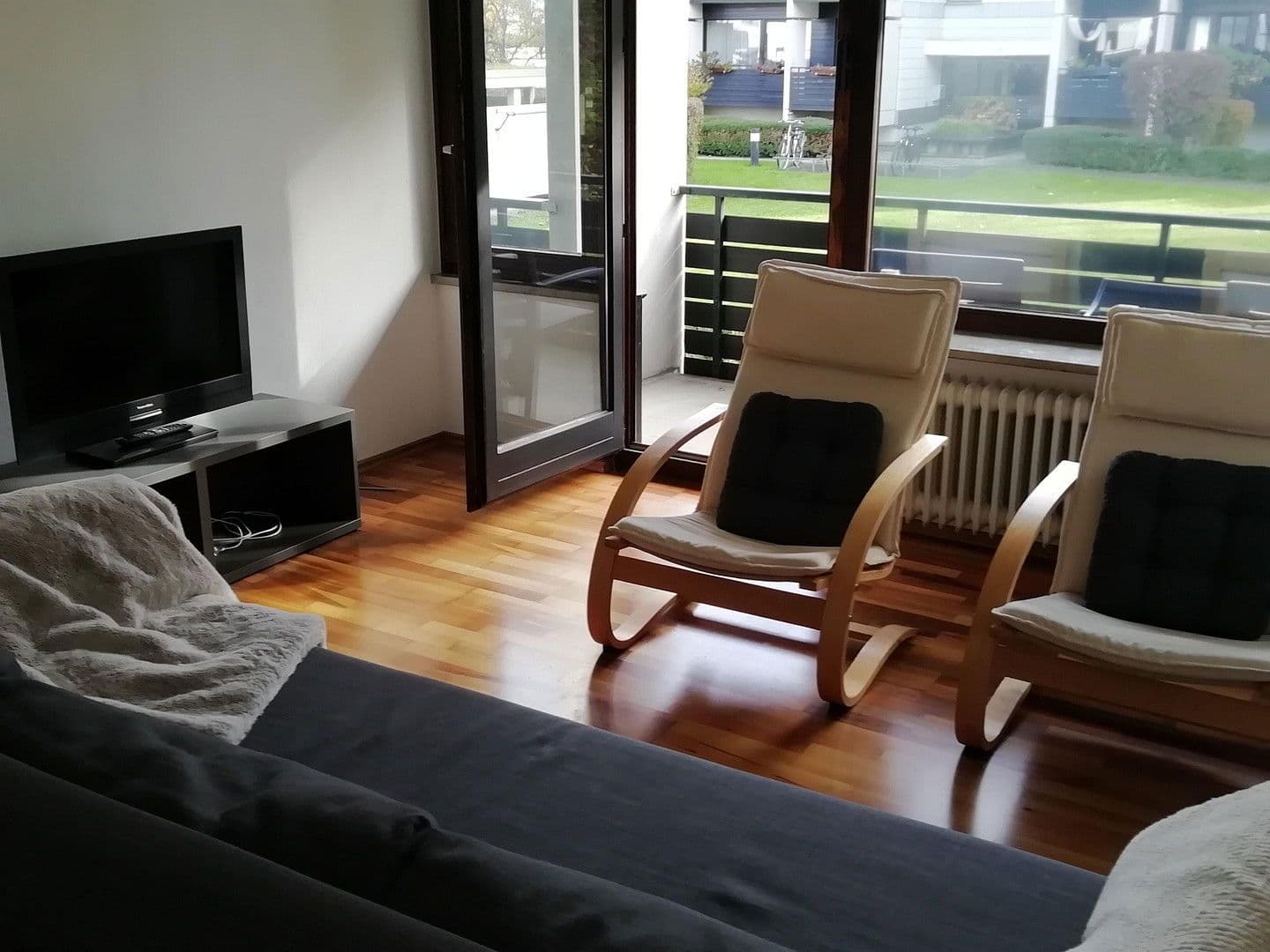 Prenájom bytu 3-izbový 74 m², Unterhaching, Bavorsko Prenájom bytu 3-izbový 74 m², Unterhaching, Bavorsko