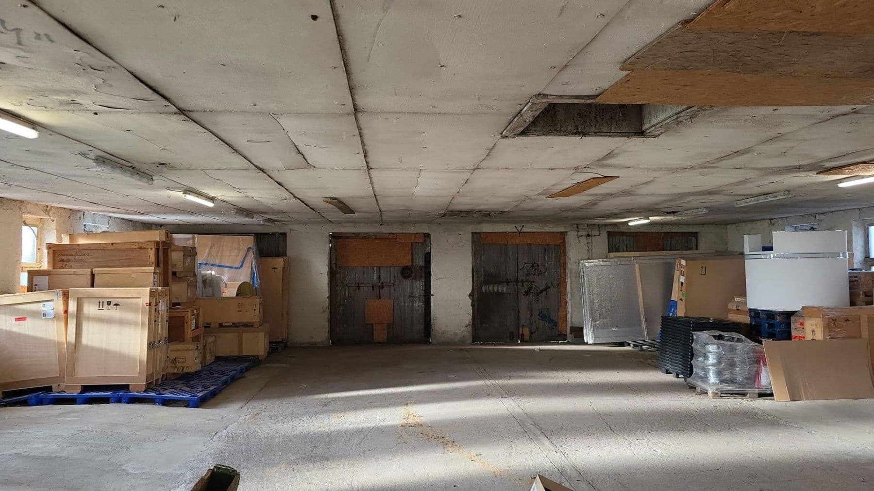 Prenájom nebytového priestoru 300 m², Kraatzerweg 3, Gransee, Brandenbursko Prenájom nebytového priestoru 300 m², Kraatzerweg 3, Gransee, Brandenbursko