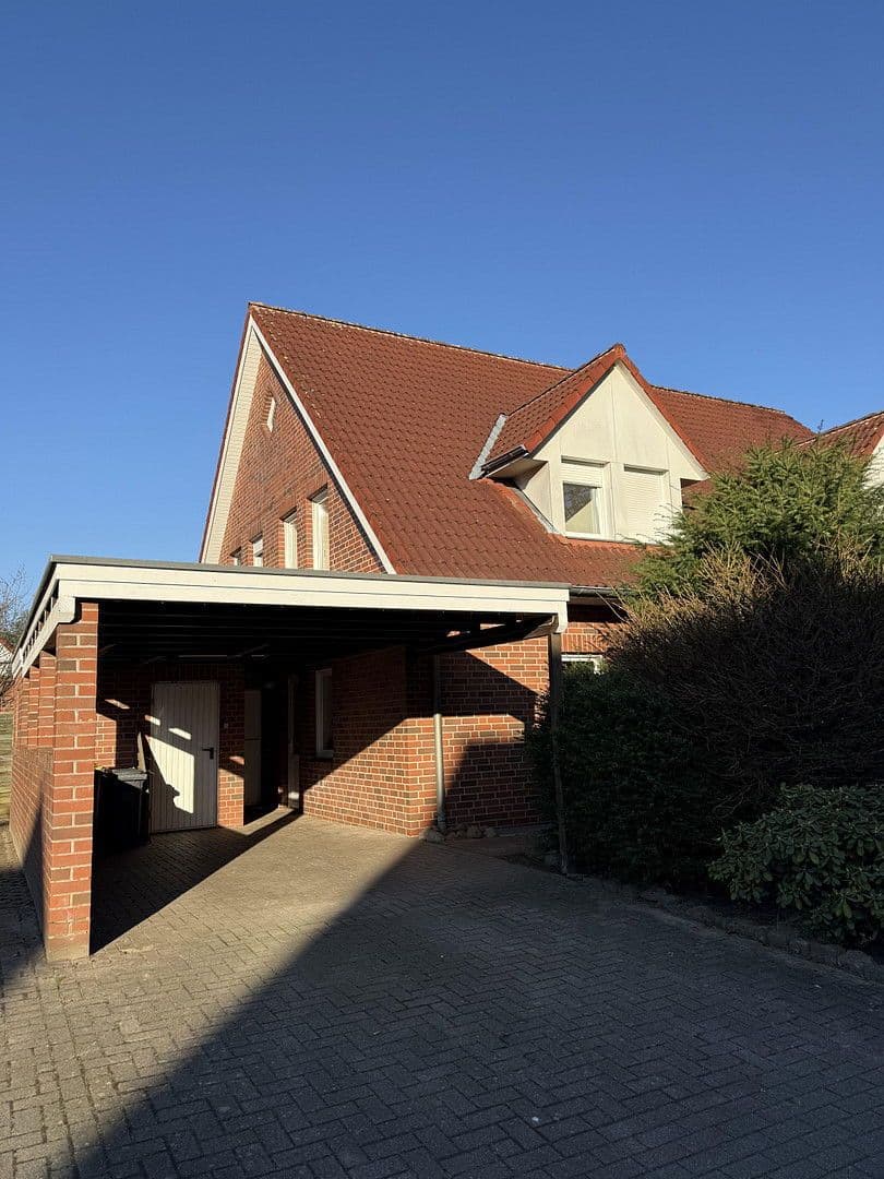 Predaj domu 111 m², pozemek 252 m², Lingen (Ems), Dolné Sasko Predaj domu 111 m², pozemek 252 m², Lingen (Ems), Dolné Sasko