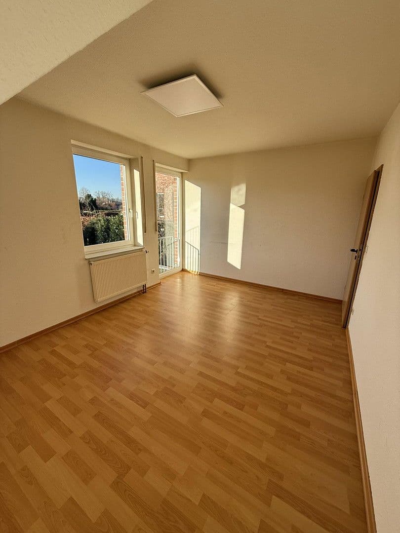 Predaj domu 111 m², pozemek 252 m², Lingen (Ems), Dolné Sasko Predaj domu 111 m², pozemek 252 m², Lingen (Ems), Dolné Sasko