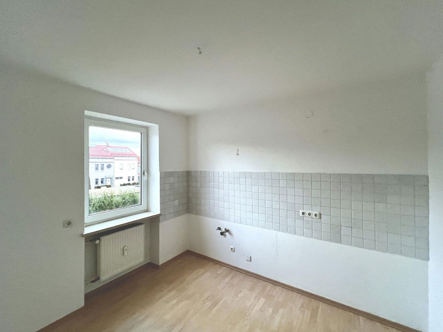 Prenájom bytu 3-izbový 82 m², Marktlerstrasse 60, Burghausen, Bavorsko Prenájom bytu 3-izbový 82 m², Marktlerstrasse 60, Burghausen, Bavorsko
