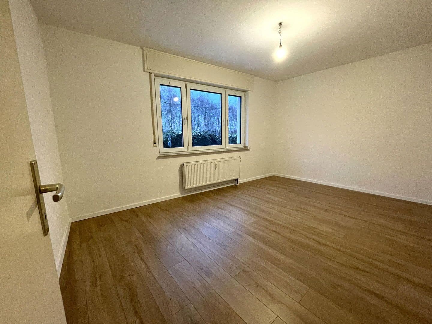 Prenájom bytu 2-izbový 53 m², Dellwiger Str. 31, Essen, Severné Porýnie - Westfálsko Prenájom bytu 2-izbový 53 m², Dellwiger Str. 31, Essen, Severné Porýnie - Westfálsko