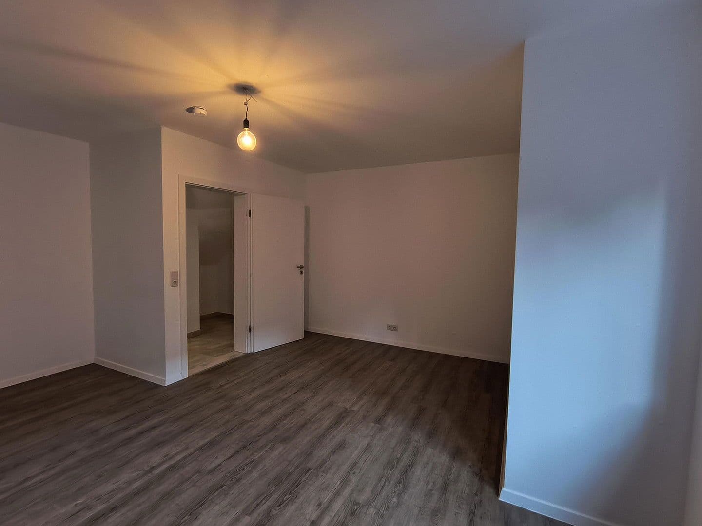 Predaj bytu 2-izbový 91 m², Mainz, Porýnie-Falcko Predaj bytu 2-izbový 91 m², Mainz, Porýnie-Falcko