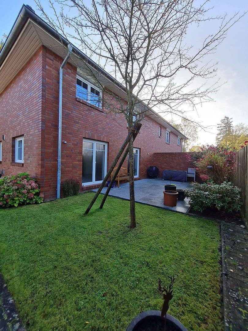 Predaj domu 151 m², pozemek 350 m², Hamburg, Hamburg Predaj domu 151 m², pozemek 350 m², Hamburg, Hamburg