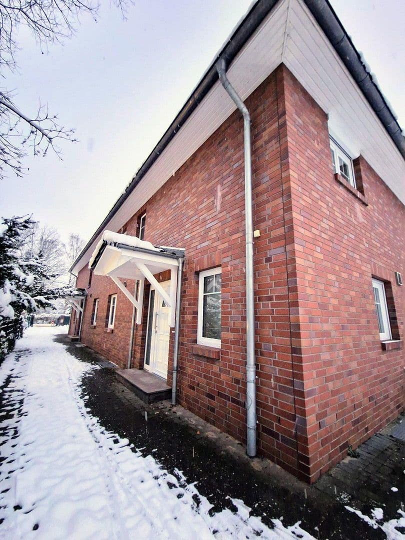 Predaj domu 151 m², pozemek 350 m², Hamburg, Hamburg Predaj domu 151 m², pozemek 350 m², Hamburg, Hamburg