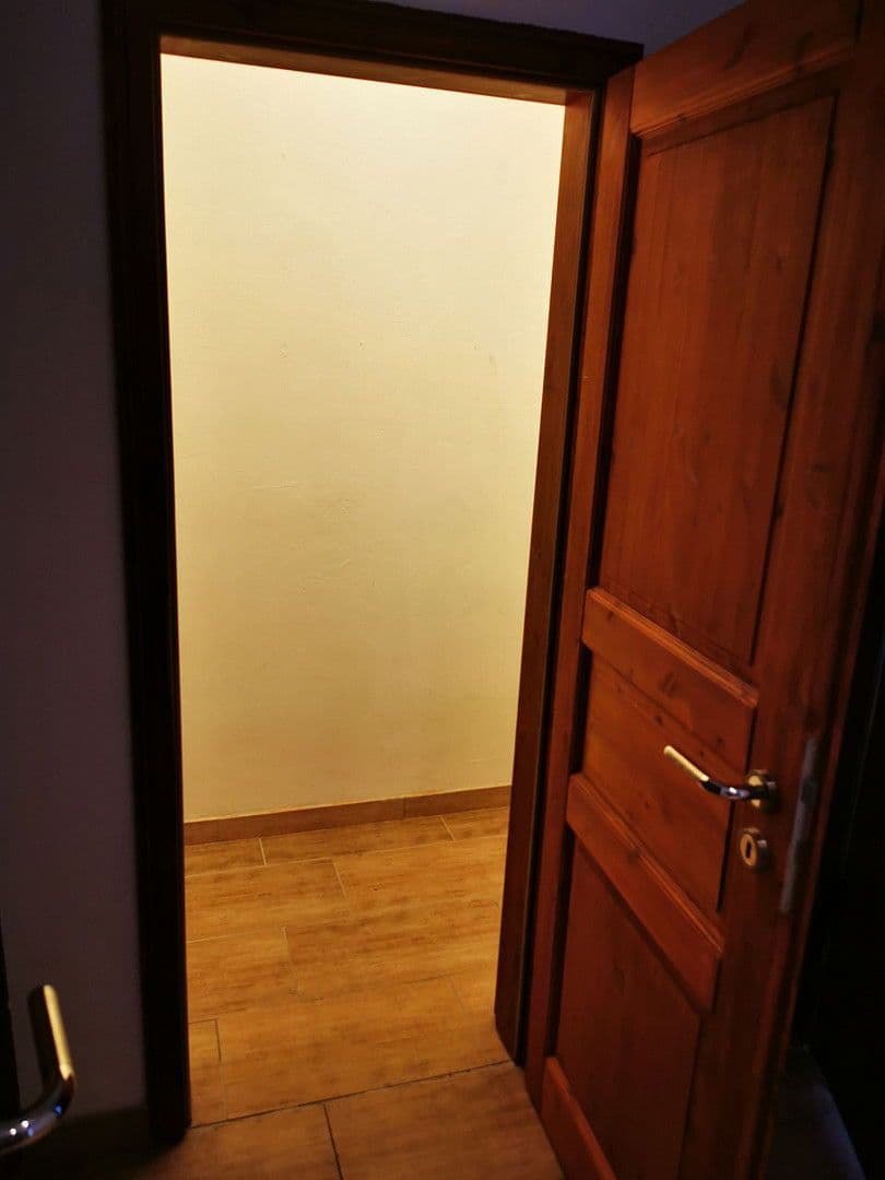 Prenájom bytu 2-izbový 84 m², Krukenbergstraße 1, Halle, Sasko-Anhaltsko Prenájom bytu 2-izbový 84 m², Krukenbergstraße 1, Halle, Sasko-Anhaltsko