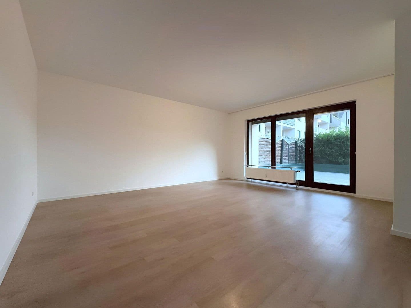 Predaj bytu 3-izbový 101 m², Alte Linner Str. 42, Krefeld, Severné Porýnie - Westfálsko Predaj bytu 3-izbový 101 m², Alte Linner Str. 42, Krefeld, Severné Porýnie - Westfálsko