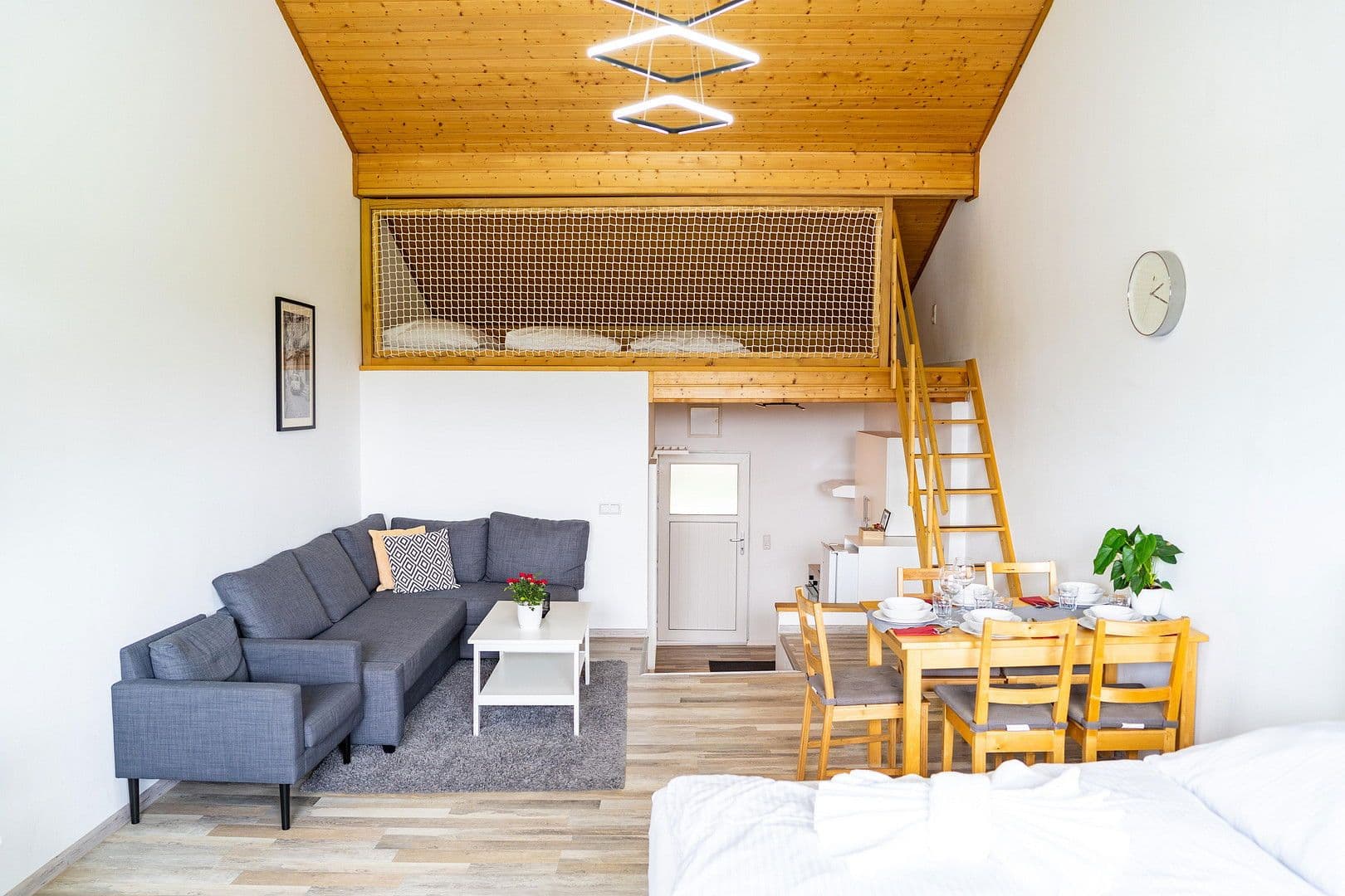 Prenájom bytu 40 m², Weißenhorner Straße 26, Bubesheim, Bavorsko Prenájom bytu 40 m², Weißenhorner Straße 26, Bubesheim, Bavorsko