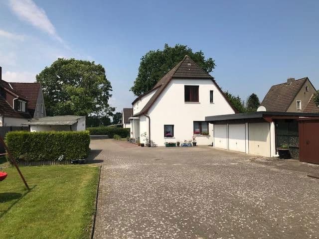 Predaj domu 172 m², pozemek 1.920 m², Geestland, Dolné Sasko Predaj domu 172 m², pozemek 1.920 m², Geestland, Dolné Sasko