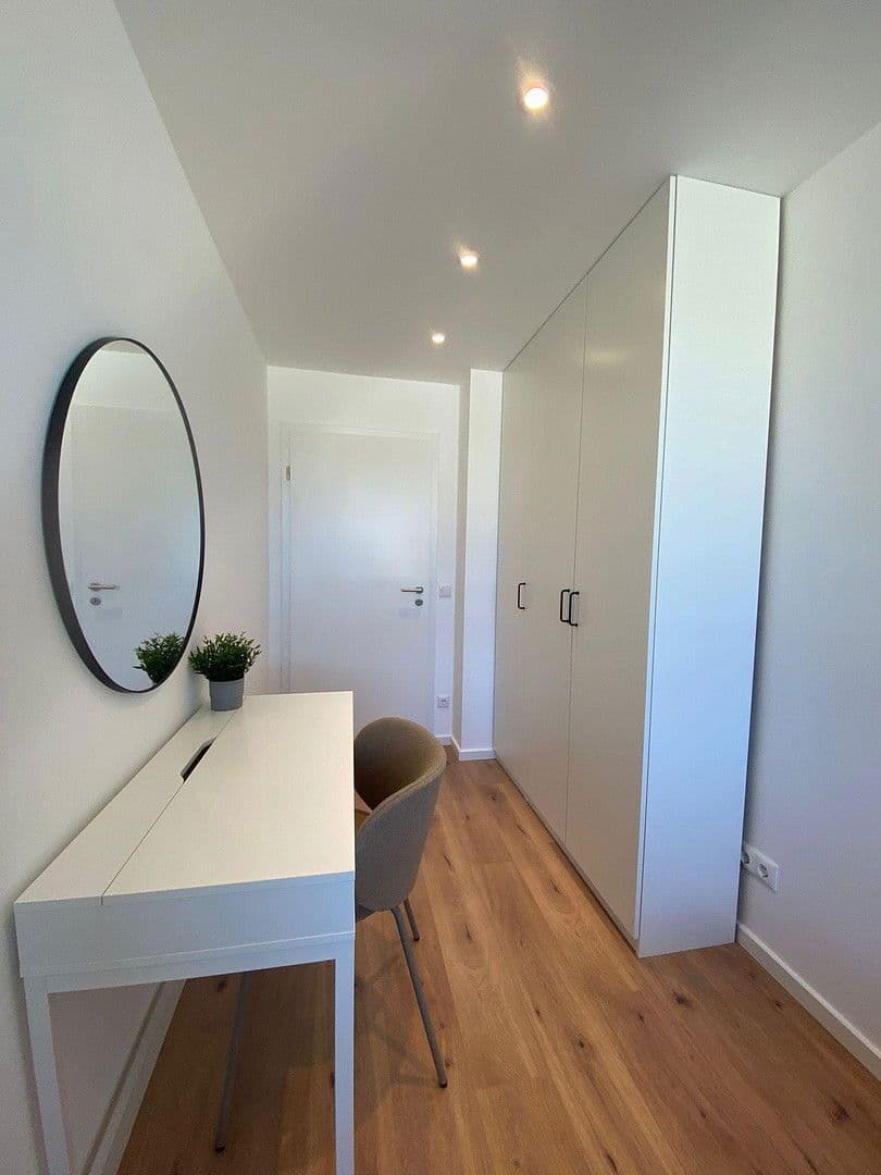 Prenájom bytu 80 m², Dachauerstraße 419, München, Bavorsko Prenájom bytu 80 m², Dachauerstraße 419, München, Bavorsko