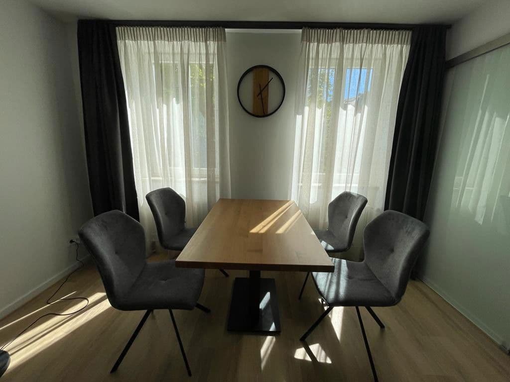 Prenájom bytu 2-izbový 50 m², München, Bavorsko Prenájom bytu 2-izbový 50 m², München, Bavorsko