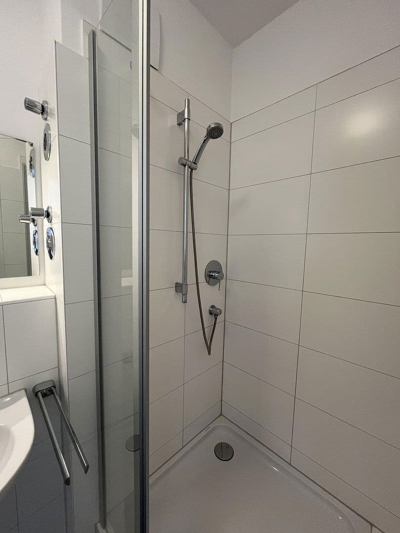 Prenájom bytu 1-izbový 23 m², Wexstraße 14, Wilmersdorf, Berlin, Berlín Prenájom bytu 1-izbový 23 m², Wexstraße 14, Wilmersdorf, Berlin, Berlín