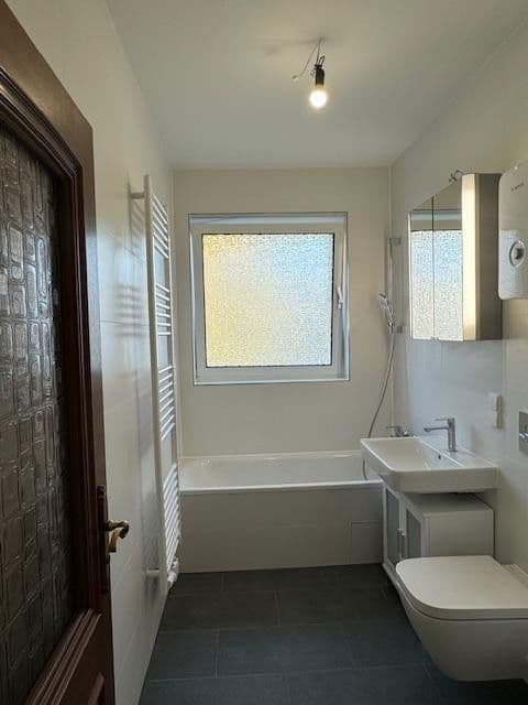 Prenájom bytu 8 m², Berlin, Berlín Prenájom bytu 8 m², Berlin, Berlín